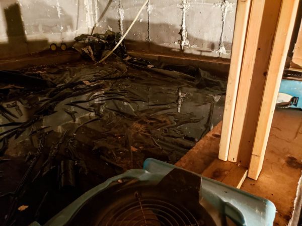 Crawlspace Water Cleanup in New Albany
